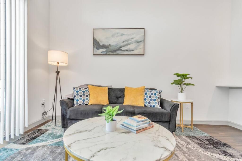 U3 Penthouse Houstonw Car Astros W Skyline-View Διαμέρισμα Εξωτερικό φωτογραφία